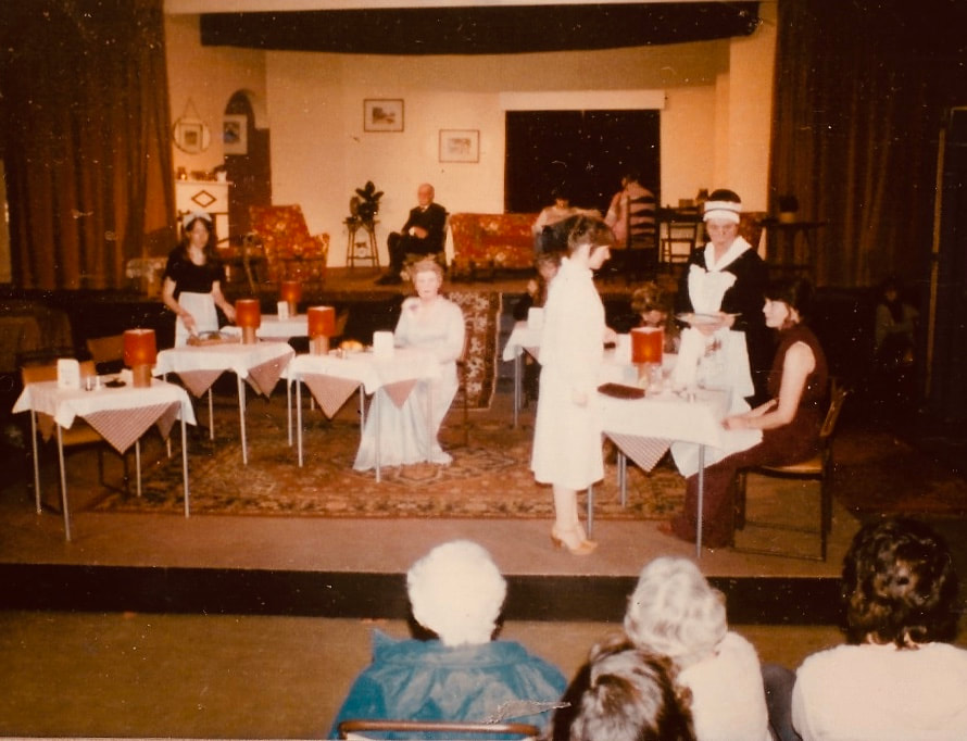 Separate Tables, High Tor Players 1980, picture 17