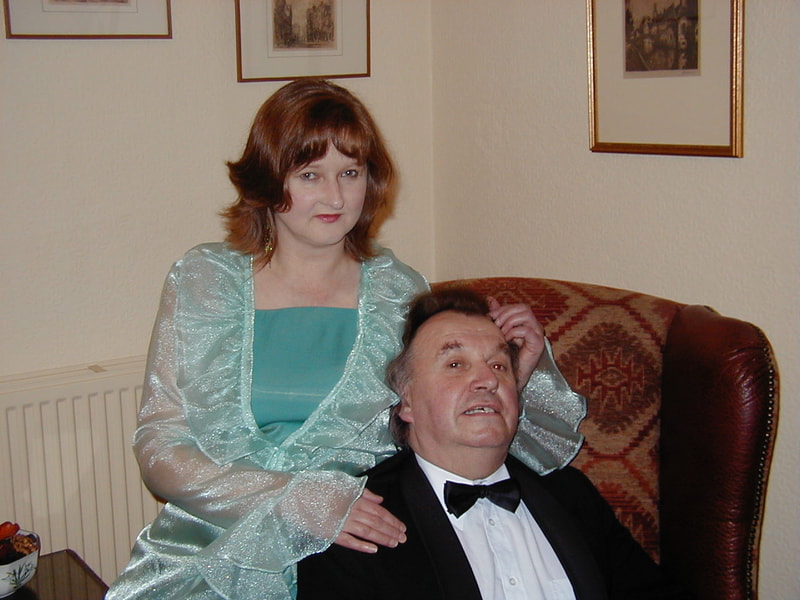 Blithe Spirit, High Tor Players 2005, picture 4
