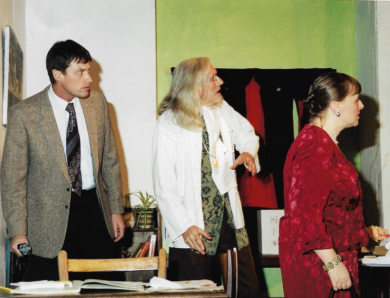 The Taxpayer's Waltz, High Tor Players 2000, picture 10