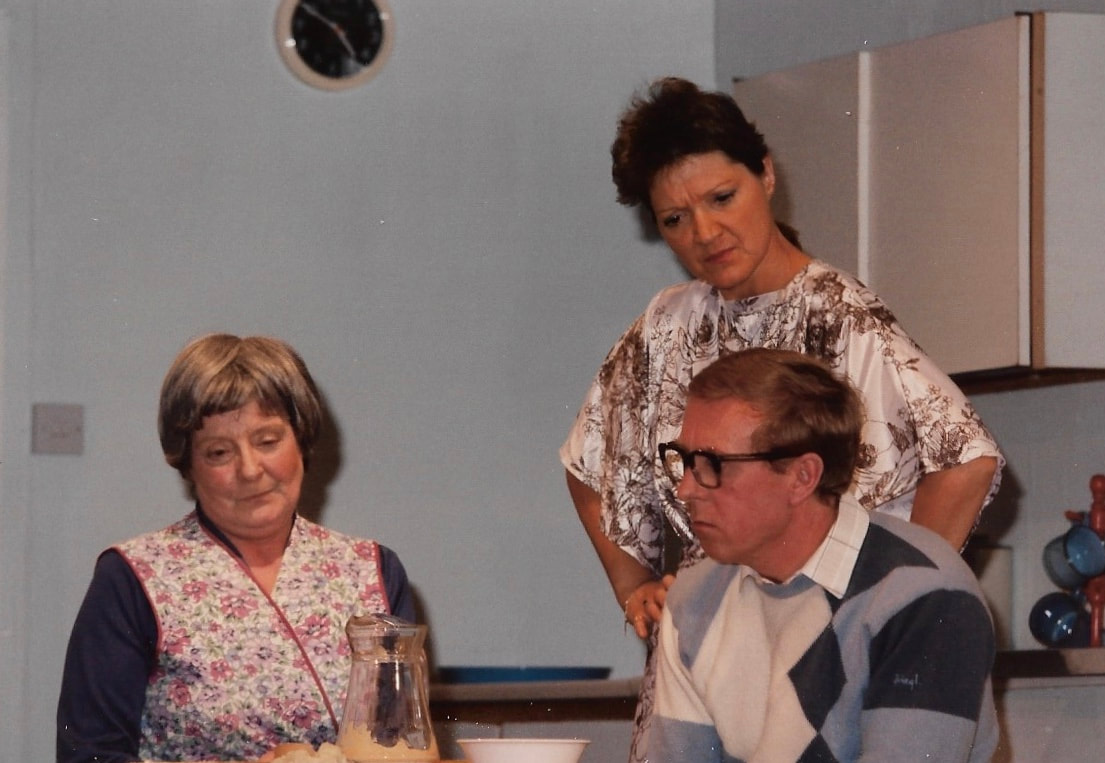 Local Affairs, High Tor Players 1990, picture 13